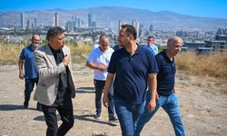 Ömer Eşki MTK Sitesi’nde esnafın taleplerini yerinde dinledi