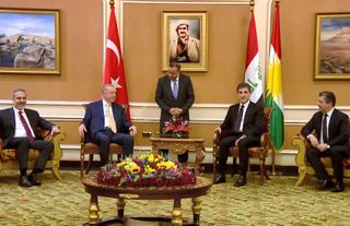 Cumhurbaşkanı Erdoğan Erbil'de Barzani ile görüştü