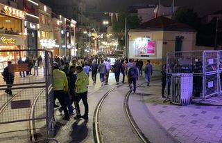 1 Mayıs nedeniyle kapatılan Taksim Meydanı tekrardan açıldı
