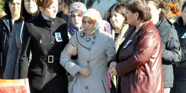 Kayseri'de şehit eşi aracında ölü bulundu!