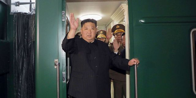 Kuzey Kore Başkanı Kim Jong Un, Rusya'ya giriş yaptı! Putin ile görüşecek