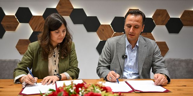 Bornova’da yeşil gelecek için tarihi imza
