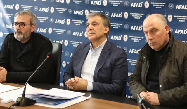 Abdullah Gül deprem bölgesinde: Yaralarımızı hep birlikte saracağız