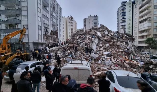 AFAD depremde son durumu paylaştı! Ölü ve yaralı sayısında büyük yükseliş