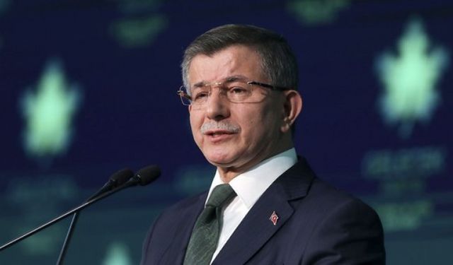 Ahmet Davutoğlu: Türkler de Kürtçe öğrenmeli