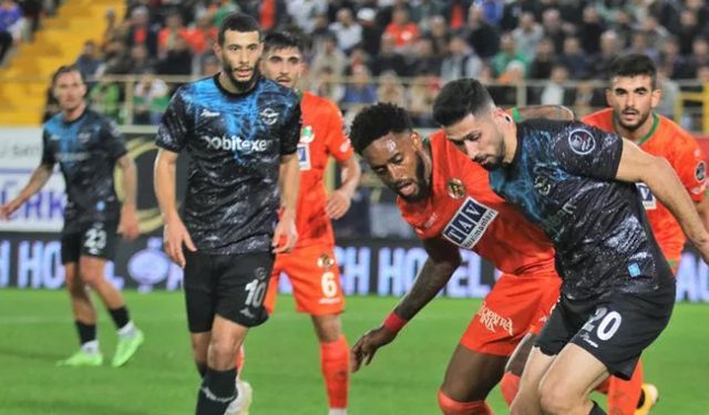 Alanyaspor - Adana Demirspor maçında kazanan yok: 0-0