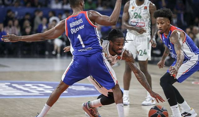 Anadolu Efes'ten Panathinaikos'a fark!