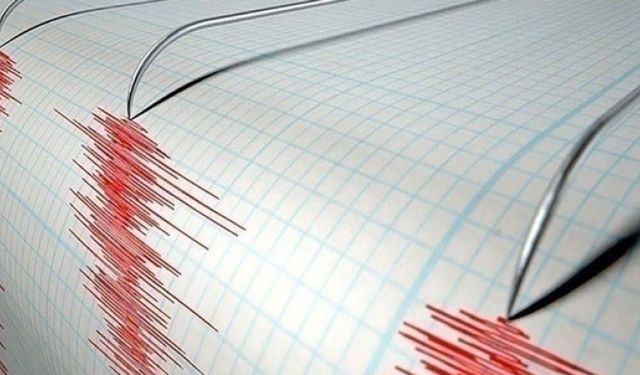 Antalya'da korkutan deprem! AFAD şiddetini açıkladı