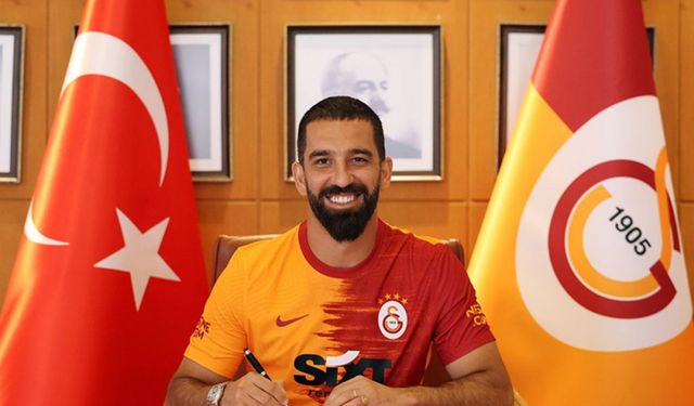 Arda Turan Galatasaray'ın ezeli rakibine antrenör oluyor!