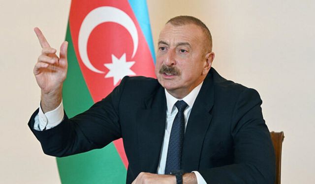 Azerbaycan Cumhurbaşkanı İlham Aliyev duyurdu! Azerbaycan ordusu Laçın'a girdi