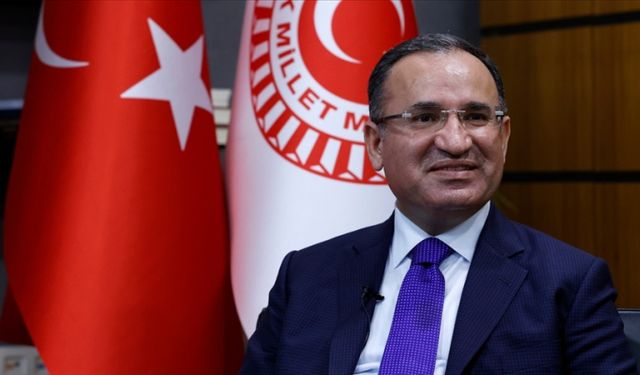 Bakan Bozdağ: 'Ülkemizde herkes hakim, herkes savcı, herkes avukat'