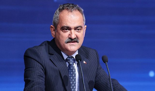 Bakan Özer duyurdu: Okulların tatil süresi uzatılıyor mu?