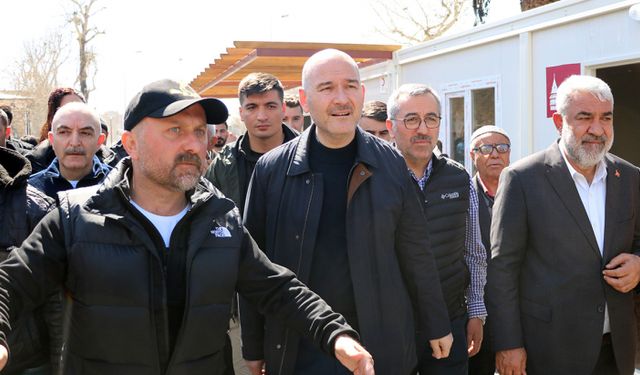 Bakan Süleyman Soylu deprem bölgesinde! '10 bin esnafımıza çarşı yapılıyor'