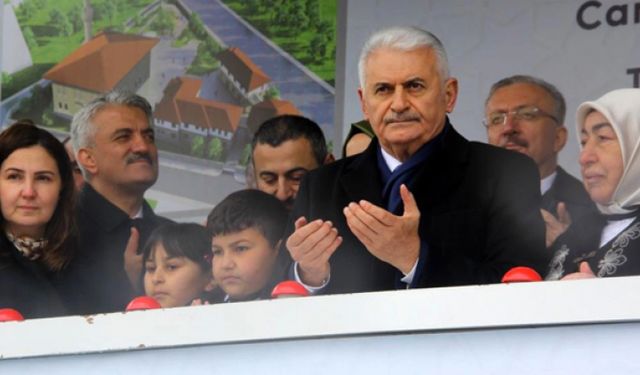 Binali Yıldırım'ın acı günü annesi vefat etti