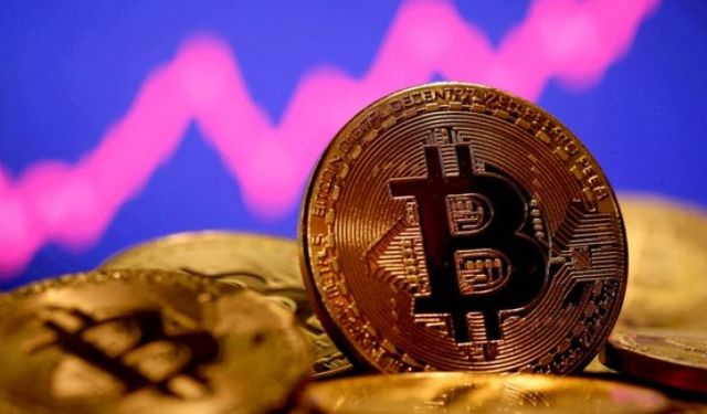 Bitcoin 3 hafta sonra yeniden yükseldi