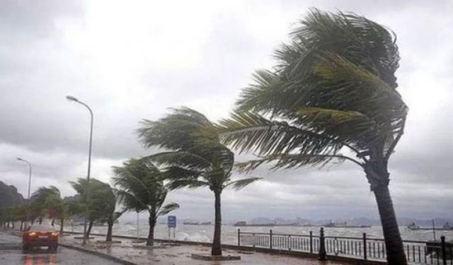 Çanakkale'de lodos nedeniyle eğitime 1 gün ara