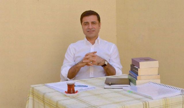 Cezaevindeki Selahattin Demirtaş: Eğer Erdoğan'ı desteklersek...