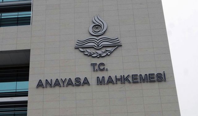 CHP Sansür Yasasını AYM'ye götürüyor