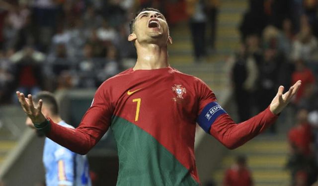 Cristiano Ronaldo'dan tarihi hareket! 5 farklı dünya kupasında gol atan tek isim oldu