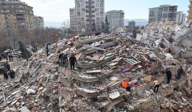 Deprem bölgesinde kimliği belirlenemeyen cenazeler için karar