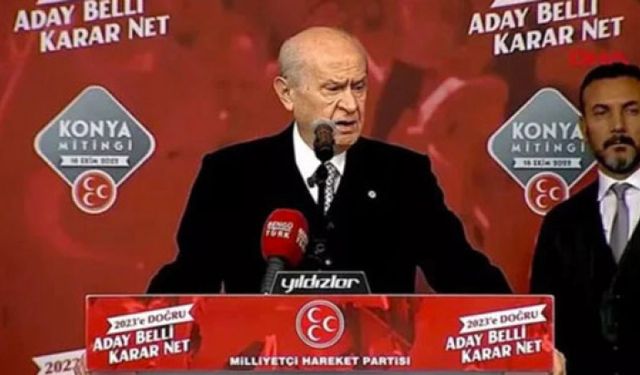 Devlet Bahçeli'ye prompter şoku! Bozulunca bir anda konuşmayı kesti