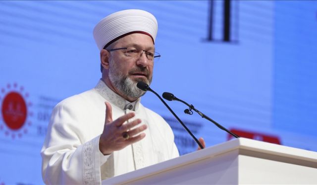 Diyanet İşleri Başkanı Ali Erbaş'tan Tek Yürek Türkiye kampanyasına destek