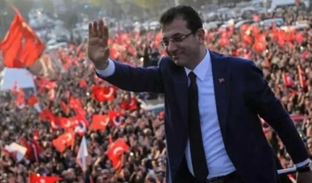 Ekrem İmamoğlu Saraçhane'de konuştu! 'Bunlar milletin iradelerine karşı alerjisi olan insanlar'