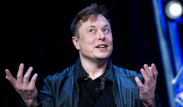 Elon Musk gazetecilerin hesaplarını askıya aldı