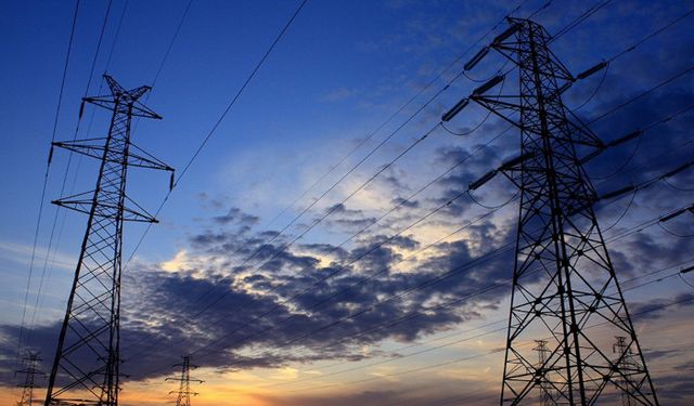 EPDK Başkanı açıkladı: Elektriğe indirim geliyor