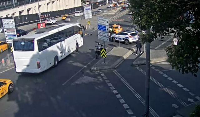 Film gibi olay kamerada! Alkollü taksici polise bakın ne yaptı