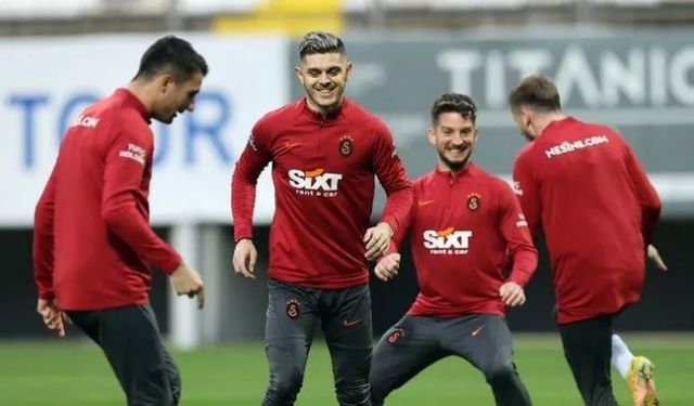 Galatasaray'a 3 futbolcudan sevindirici haber