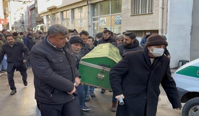 Hatay'da enkaz altından çıktı, Kütahya'da yangında hayatını kaybetti!