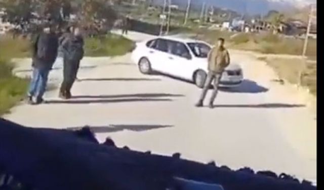 Hatay'da yağmacılar yardım tırının önünü kesti şoförünü tehdit etti!