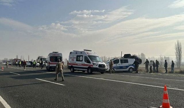 Iğdır'da zırhlı araç devrildi çok sayıda asker yaralandı