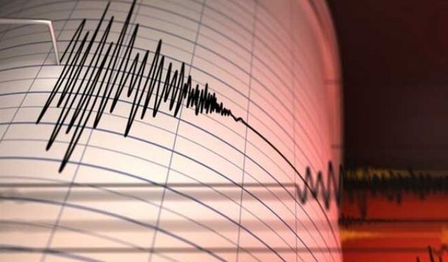 Kayseri’de şiddetli deprem! Vatandaşlar sokağa döküldü