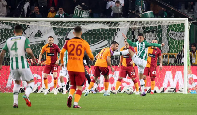 Konyaspor Galatasaray'ın 14 maçlık yenilmezlik serisini bozdu!