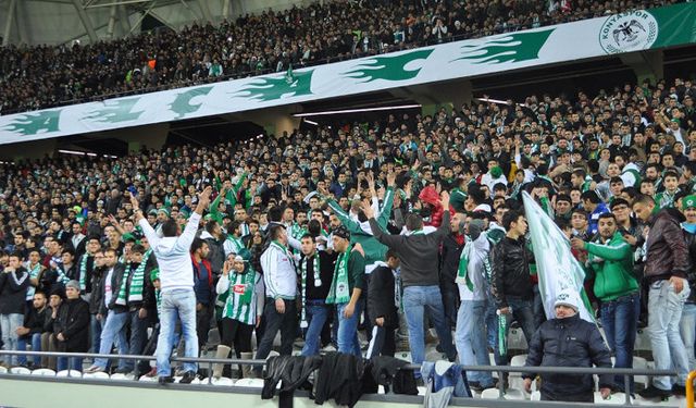 Konyaspor taraftarlarından 'İstifa' sloganları!