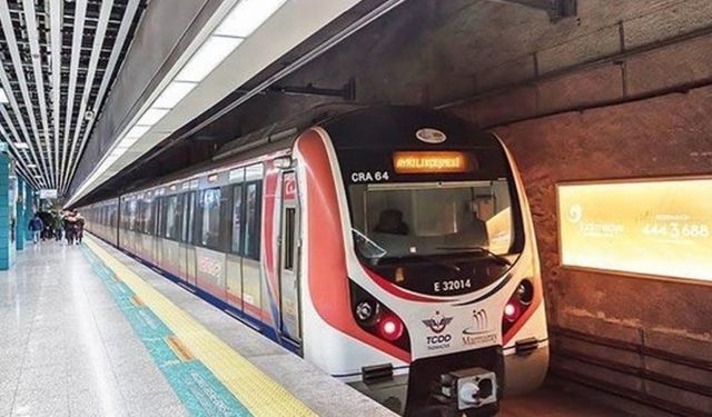 Marmaray'da bir kişi raylara atlayarak hayatına son verdi