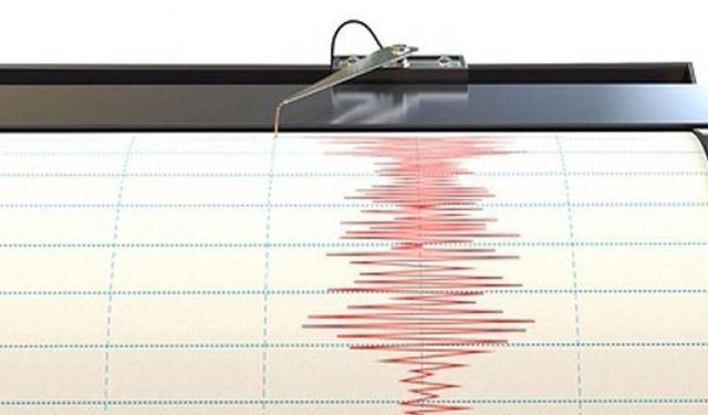 Mersin'de korkutan deprem! AFAD şiddetini açıkladı