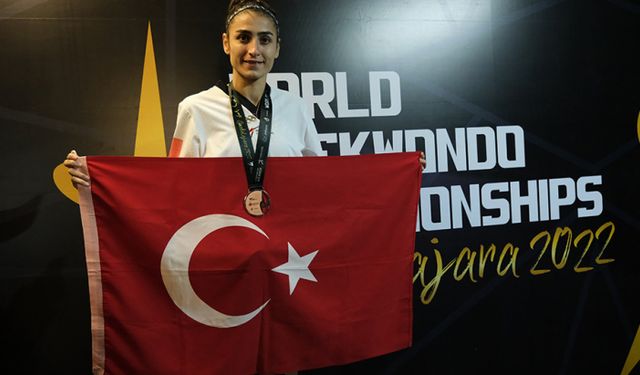 Milli sporcu Hatice Kübra İlgün dünya üçüncüsü