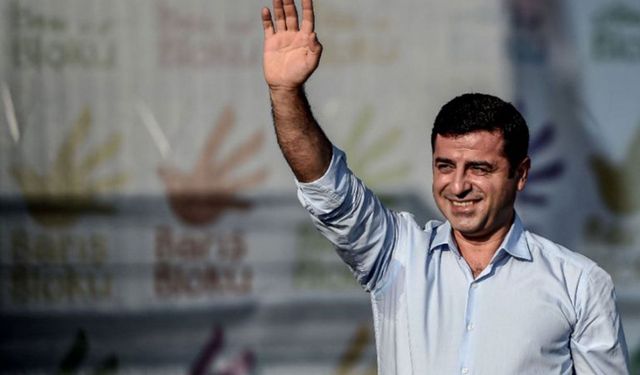 Selahattin Demirtaş 'sandık hırsızları'yla nasıl mücadele edileceğini paylaştı!