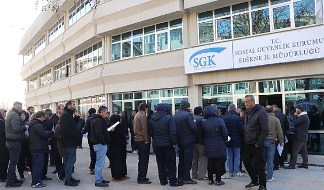 SGK'dan EYT'li vatandaşların aylık talebinde bulunmasıyla ilgili açıklama