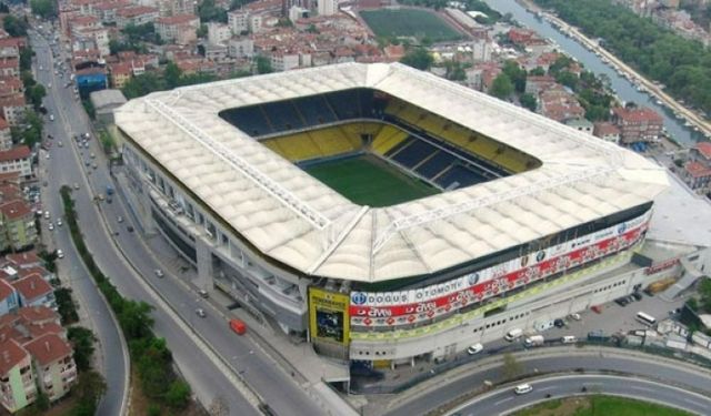 Şükrü Saraçoğlu stadının isminin Atatürk Stadı olarak değiştirilmesi önerildi