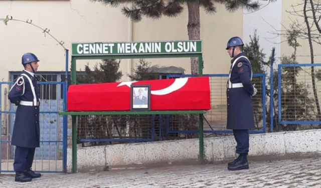 Suriye'de görevdeyken kanser olduğunu öğrenen uzman çavuş 27 yaşında vefat etti