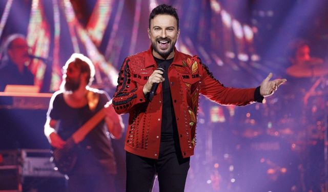 Tarkan: Ben susarım ama şarkılarım rahat durmaz