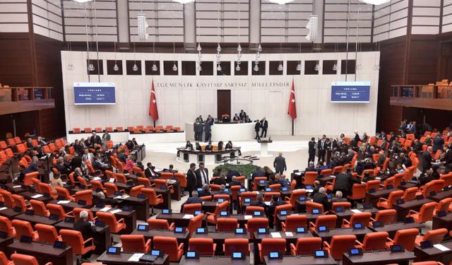 TBMM'de kabul edilerek yasalaştı! 2 bin lirayı aşmayan borçlar silinecek