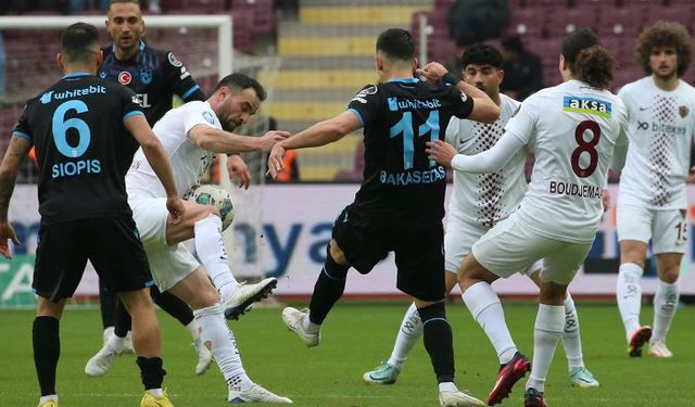 Trabzonspor'un yıldız ismi trafik kazası geçirdi!