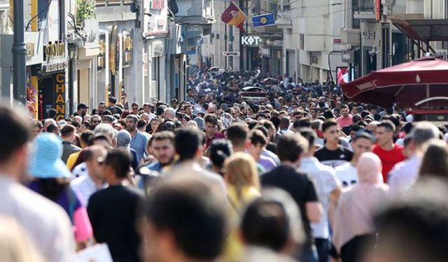 Türkiye'de işsizlik oranı 4 yıl sonra tek haneye düştü