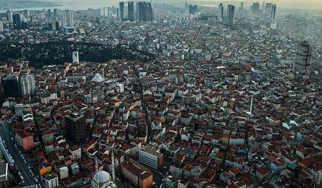 Uzman isim açıkladı: İstanbul'da o ilçeler 10 şiddetinde sallanacak!