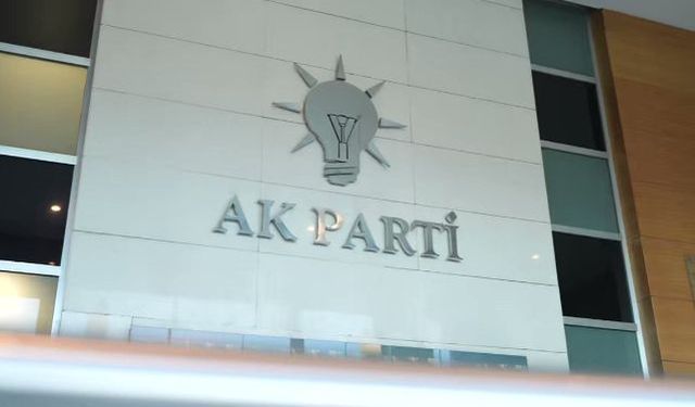 AK Parti'de üç ilin il başkanı değişti